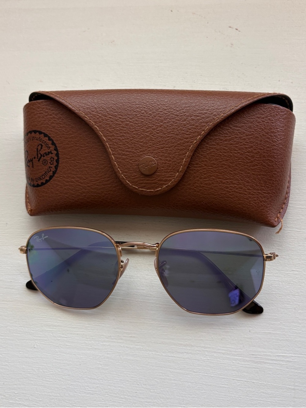 Ray-Ban women’s Gold Frame Sunglasses with purple/blue Lenses and Brown Case